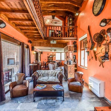 Casa Del Trotamundos Guest House Villamayor de Campos Ngoại thất bức ảnh