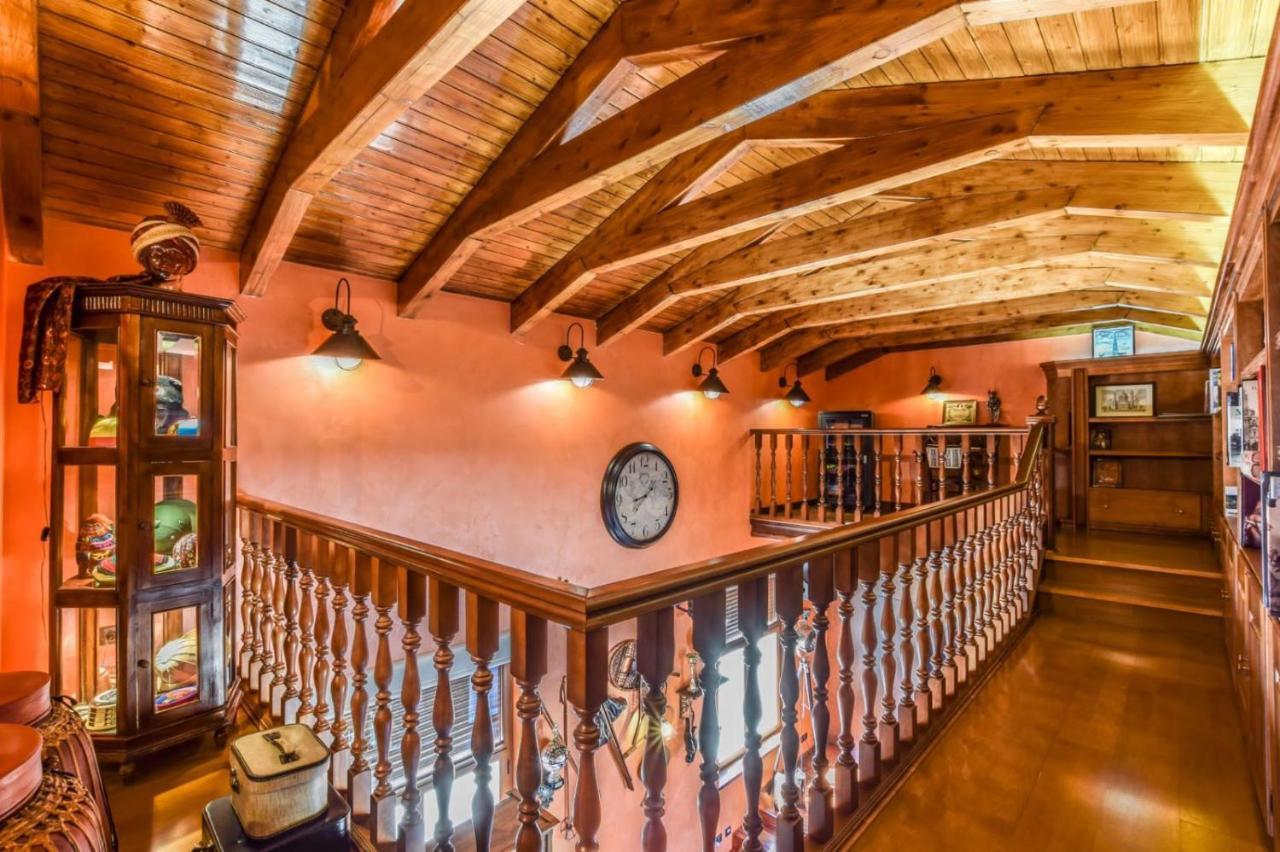 Casa Del Trotamundos Guest House Villamayor de Campos Ngoại thất bức ảnh