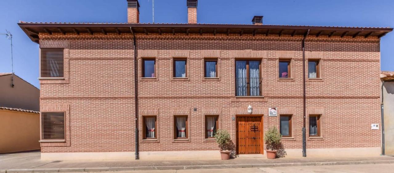 Casa Del Trotamundos Guest House Villamayor de Campos Ngoại thất bức ảnh